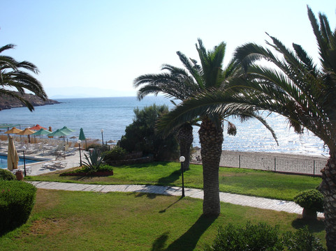 Golden Sand Hotel主图