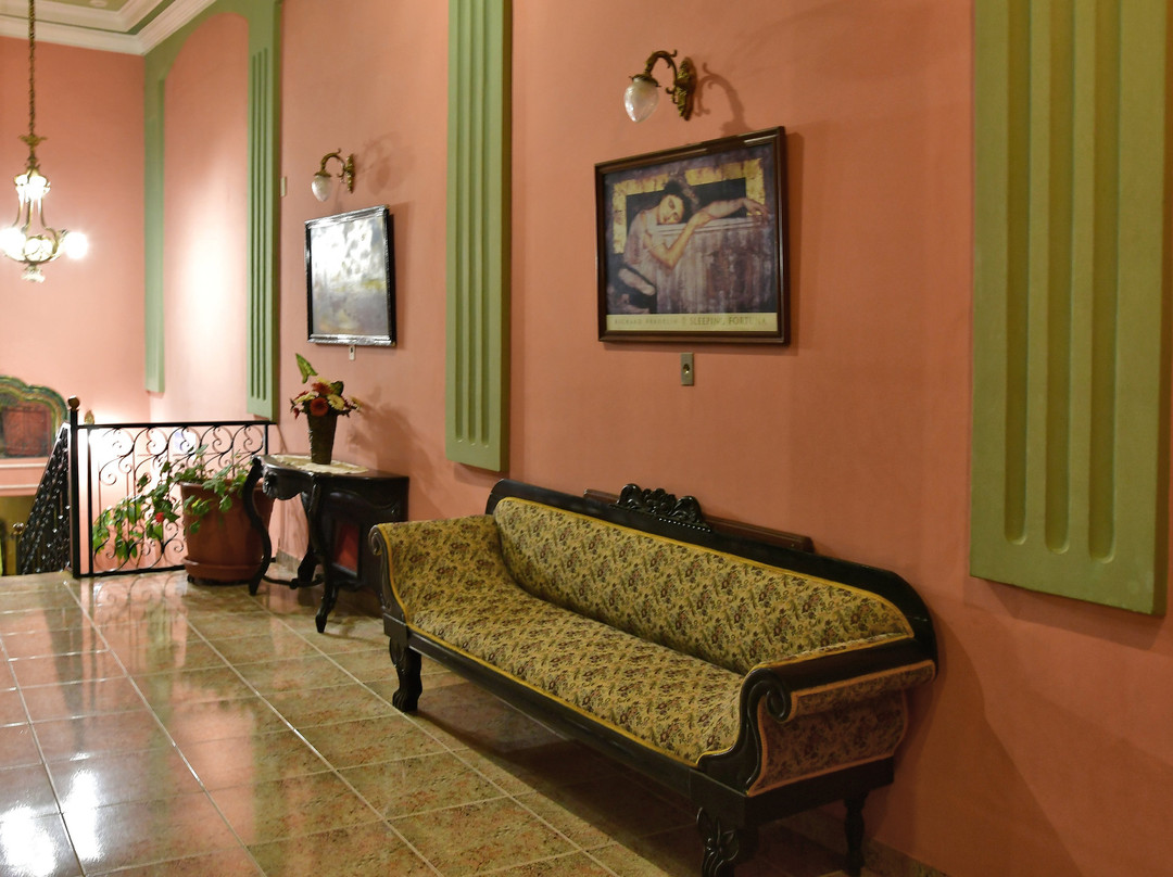 Capital Plaza Hotel主图