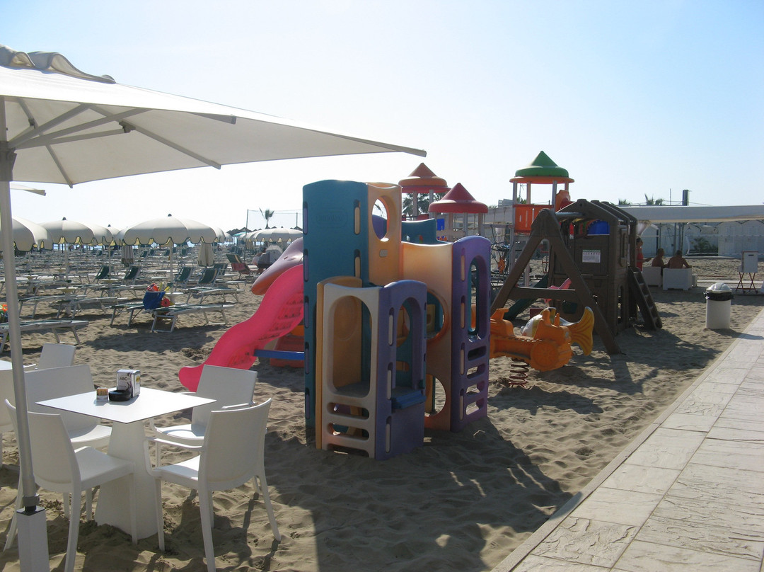 Spiaggia 47 Riccione-里乔内必去景点