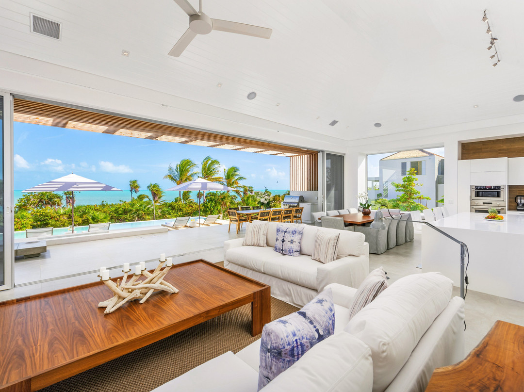 Beach Enclave Turks and Caicos主图