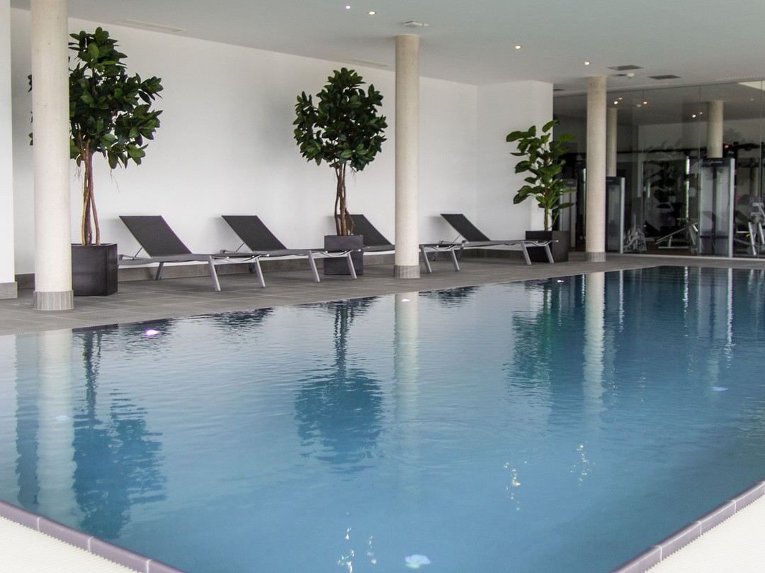 Hotel Absolute Golfresort Gernsheim主图