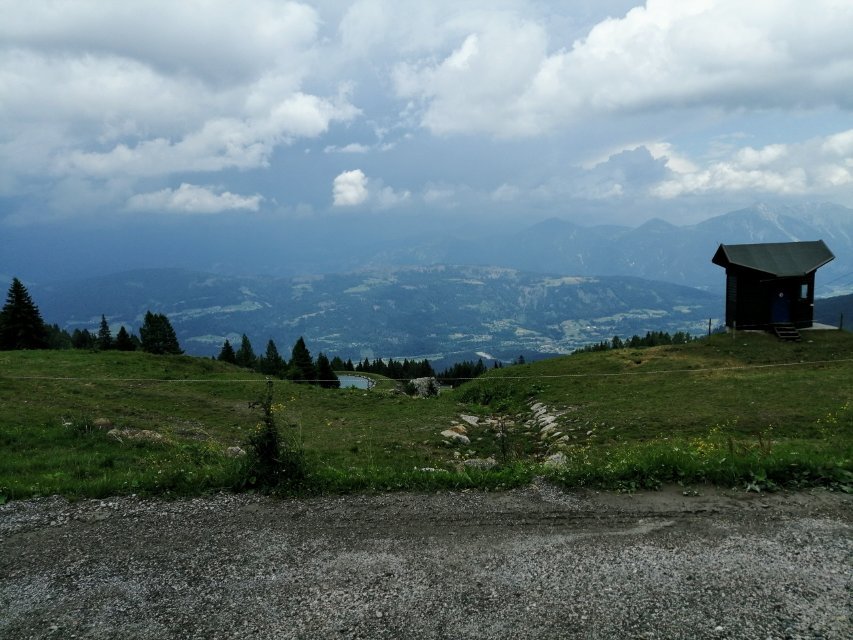 Tressdorfer Alm-官方