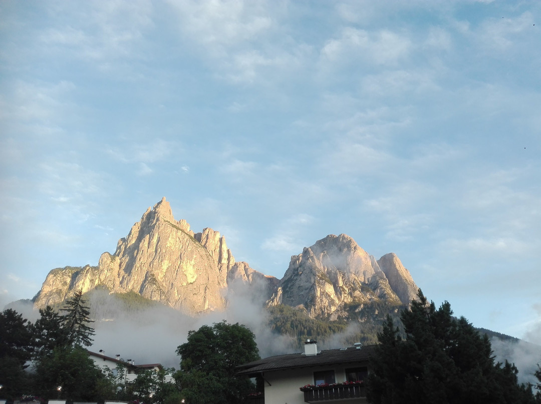 黛安娜费琳酒店主图