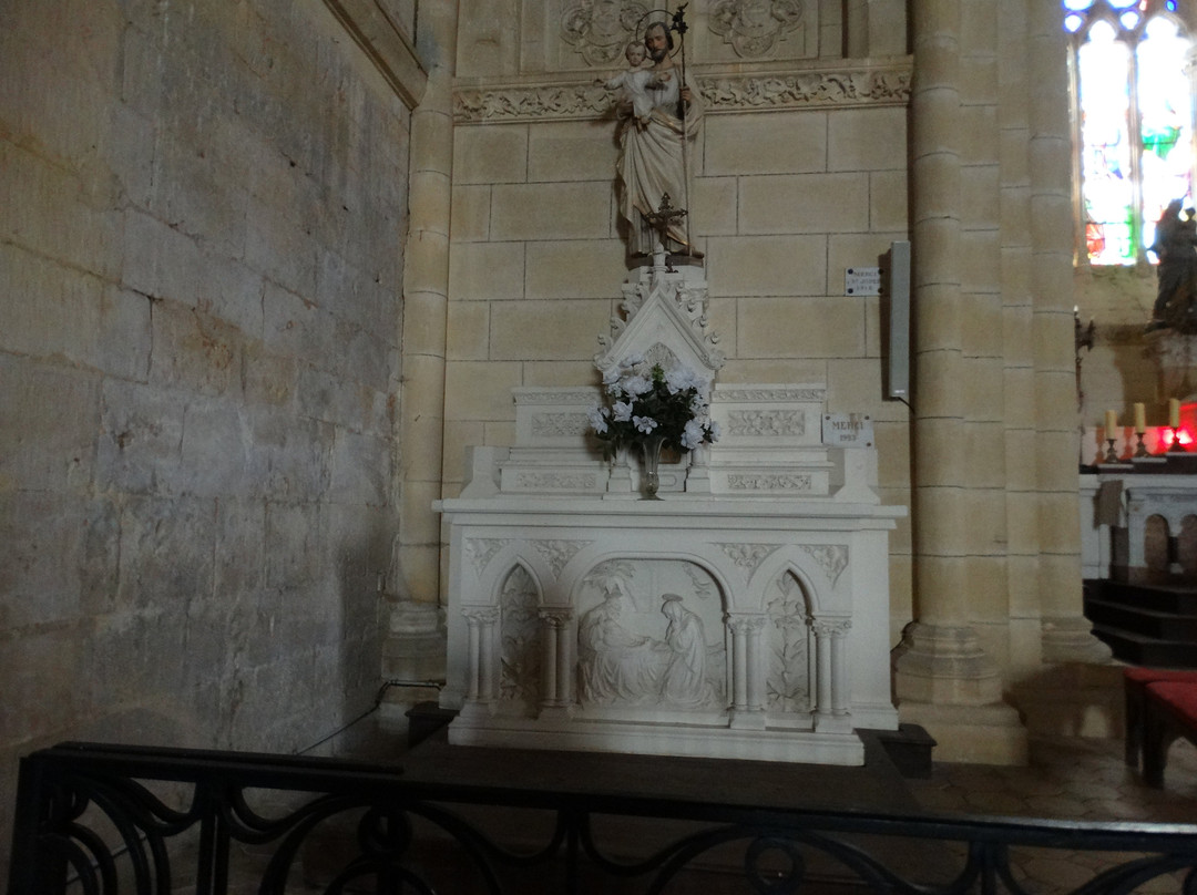 Eglise Notre-Dame de la Nativité-Molieres必去景点