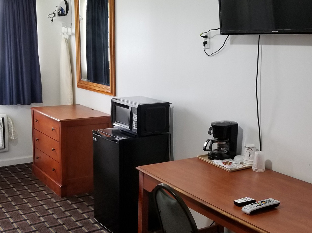 Budget Inn Breezewood主图