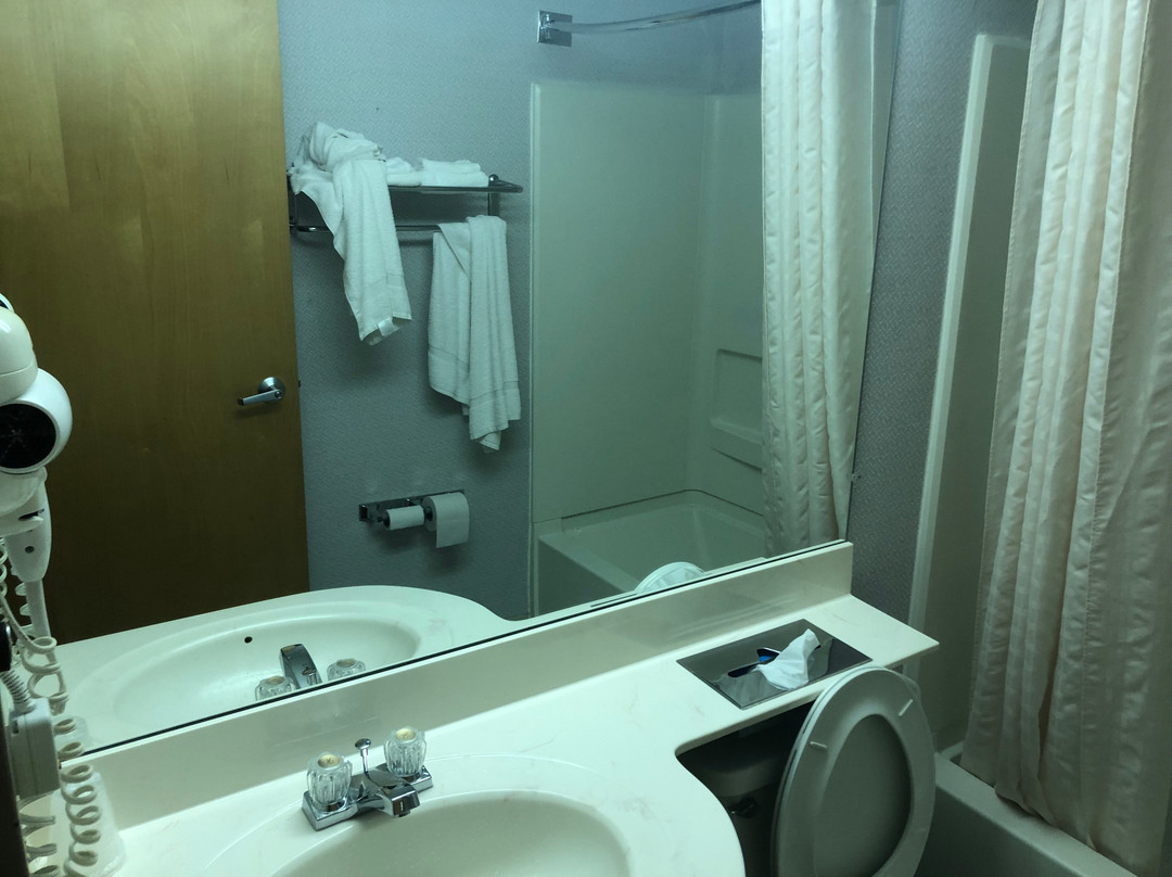 CenterWay Hotel主图