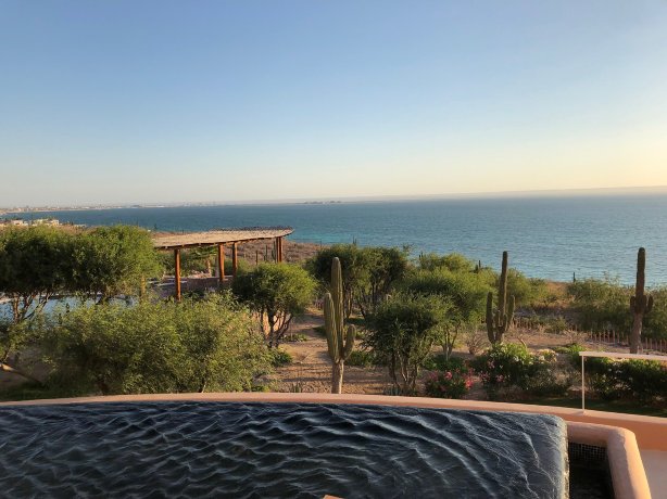 Puerta Cortes Residences-官方