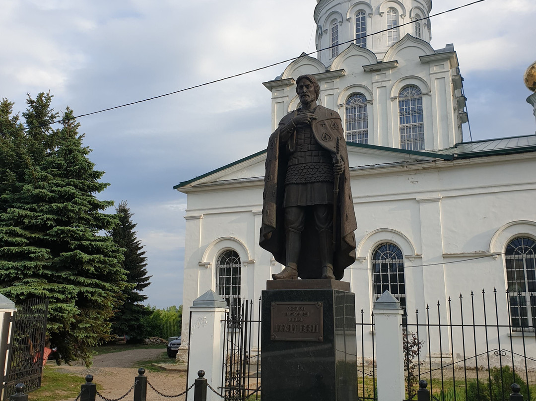 Monument to Aleksandr Nevskiy-Aleksandrov必去景点
