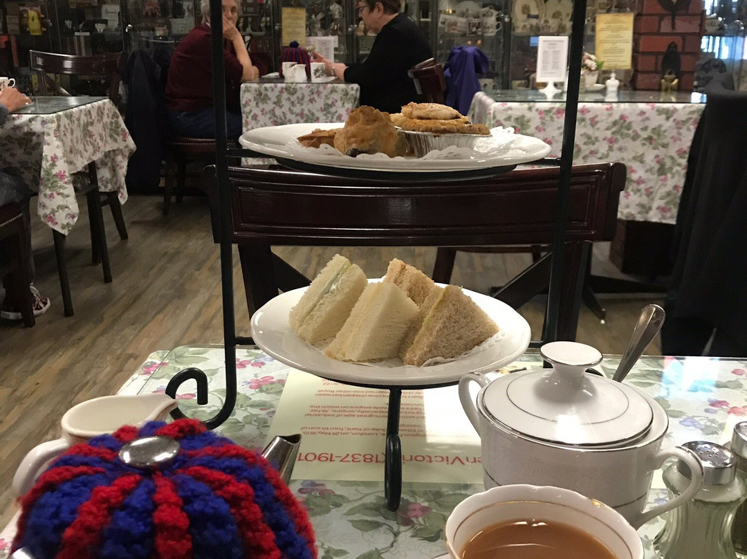 Dickens Sweets and British Museum景点图片