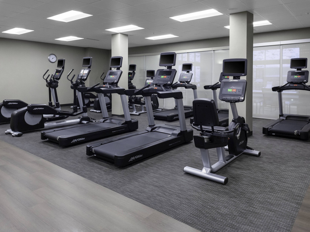 Courtyard By Marriott St. Louis West County主图