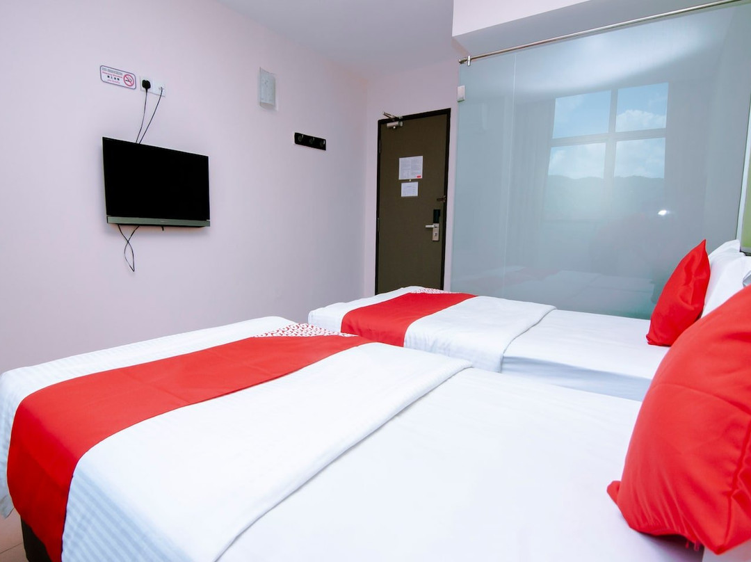 OYO 816 Hotel De Kiara主图