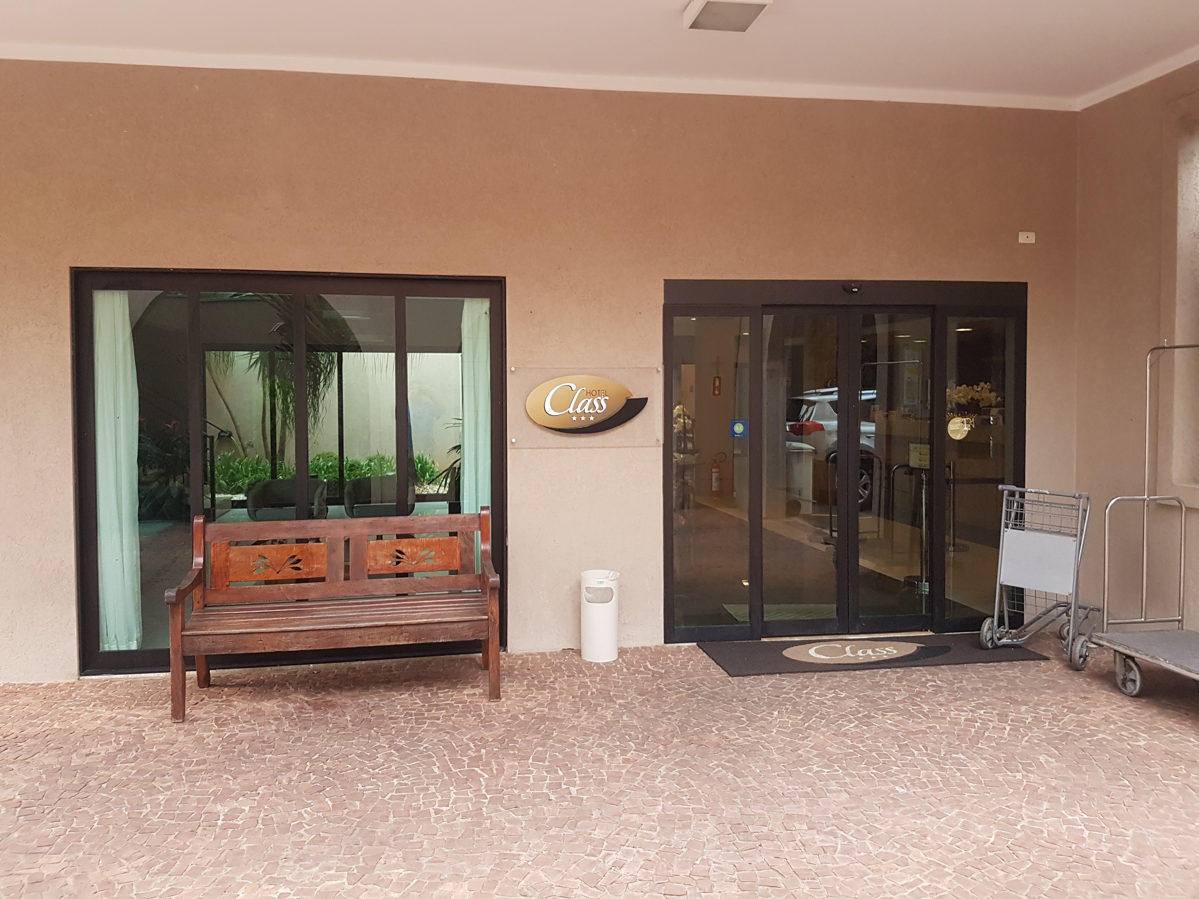 Class Hotel Alfenas-浴室