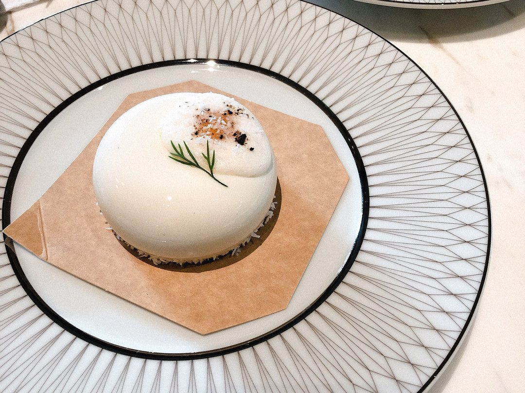 Ivoire Pastry