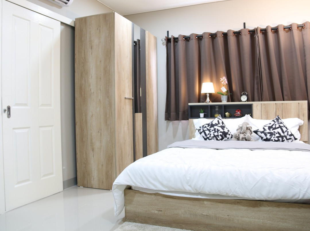 Talad Thai-空銮必去景点