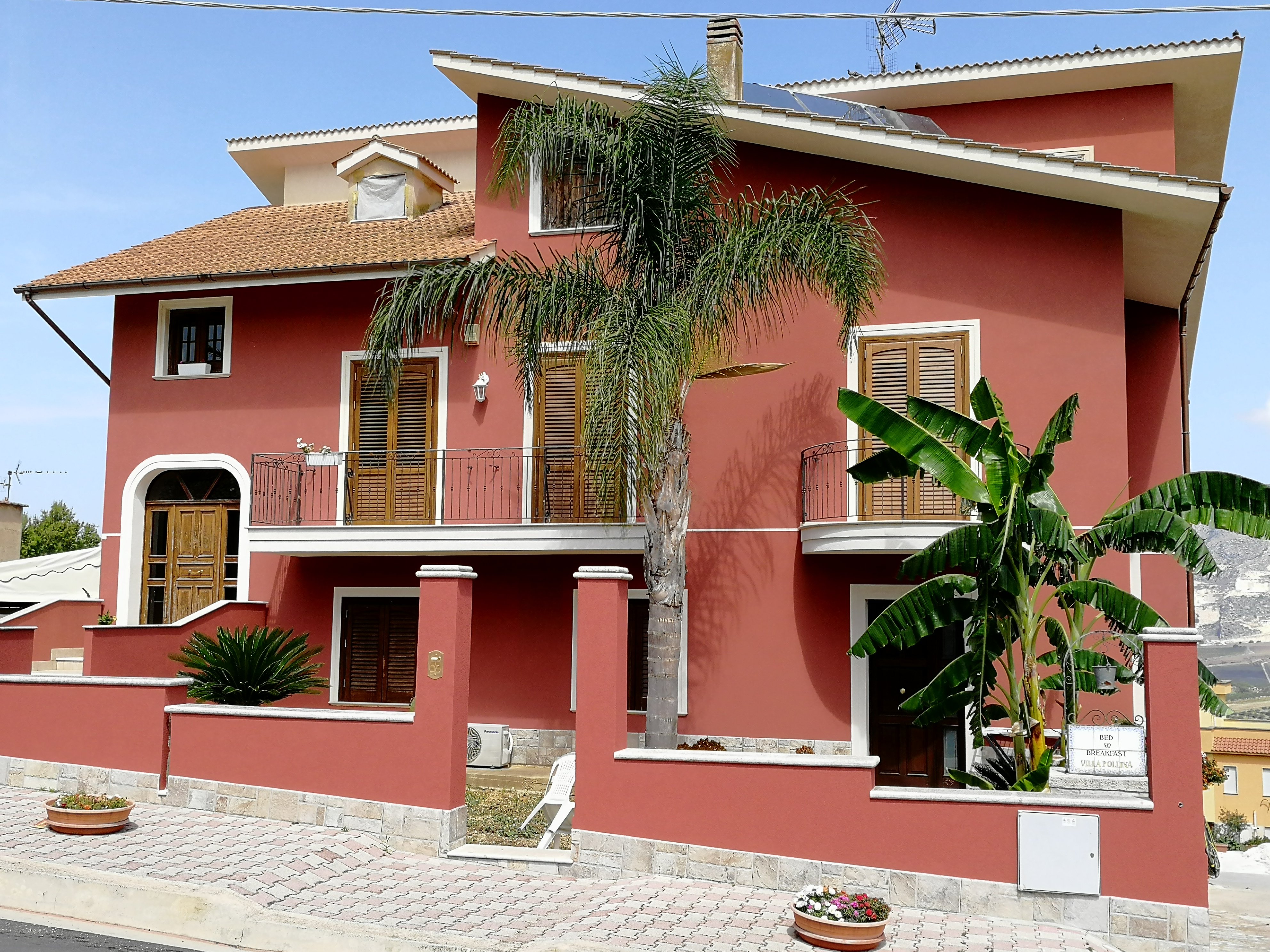 Villa Pollina-官方