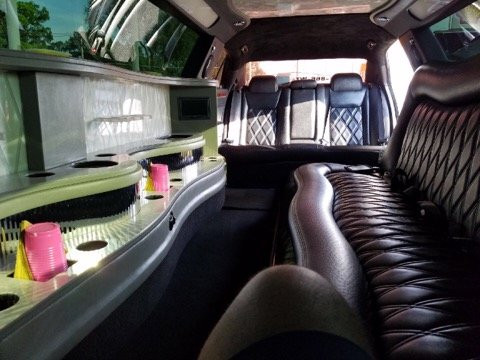 Chicago Limos Inn Chauffeured Services-芝加哥必去景点