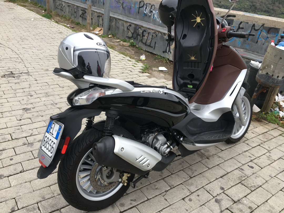 滑板車出租napoli-那不勒斯必去景点
