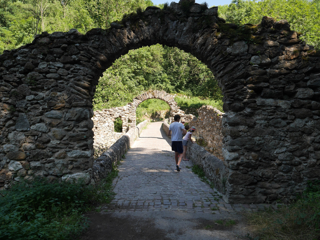 Pont du Diable-Montoulieu必去景点
