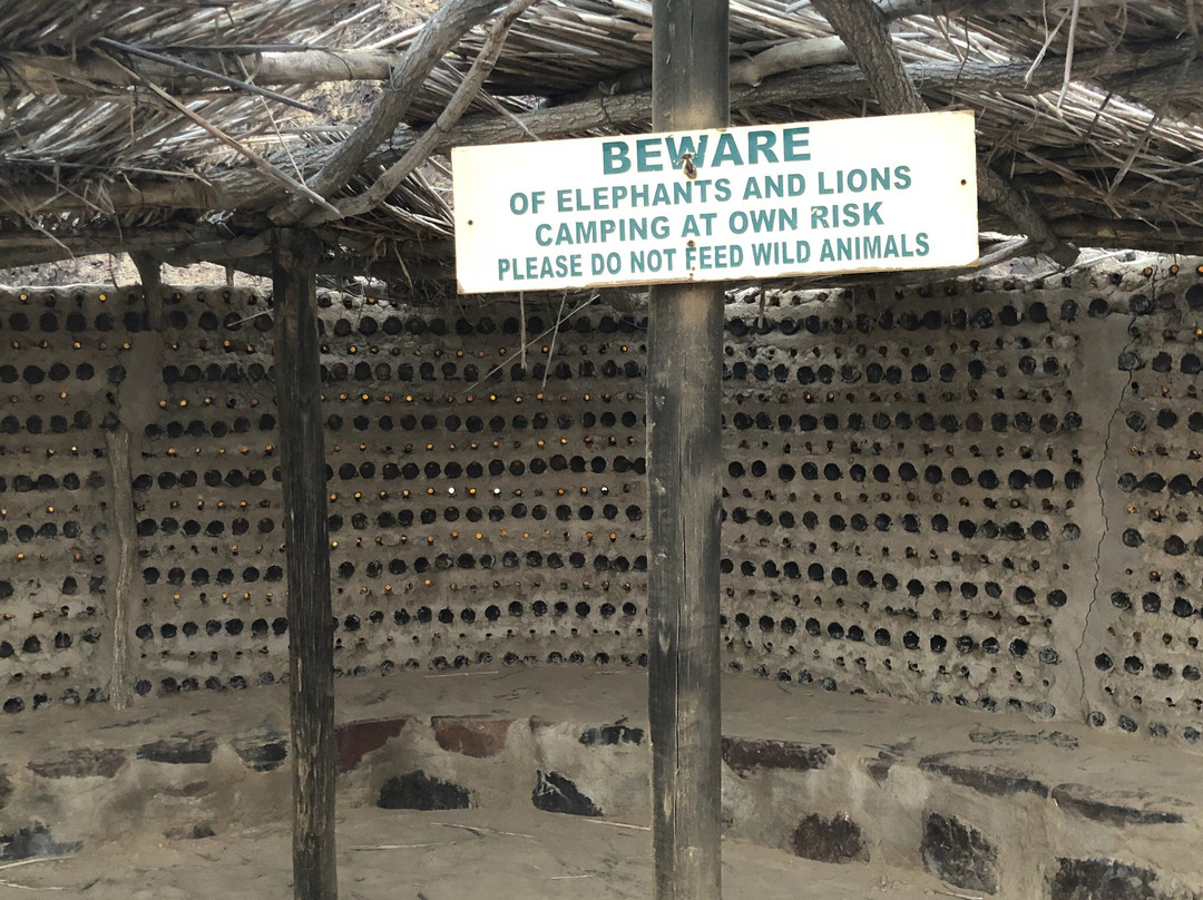 Ugab River-Khorixas必去景点