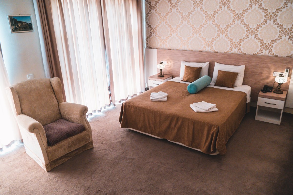 尼西亚酒店-官方