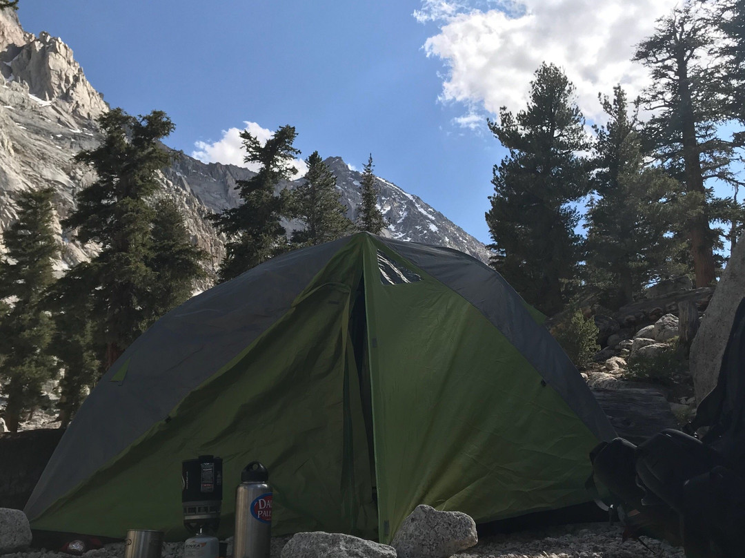 Lone Pine Lake-隆派恩必去景点