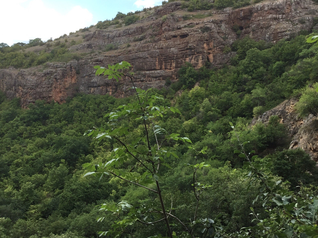 Su-Uchkhan Waterfall-Perevalne必去景点