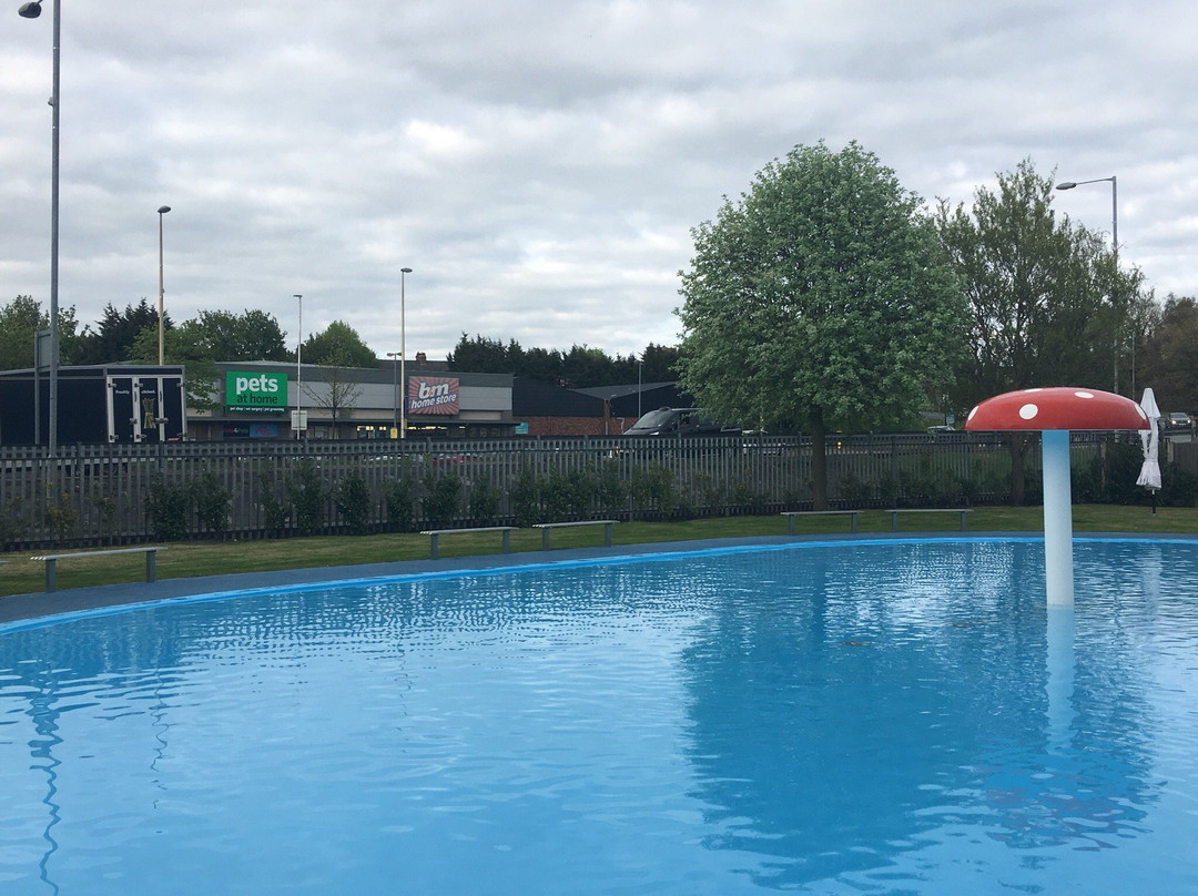 Church Walk Paddling Pool-Northwich必去景点
