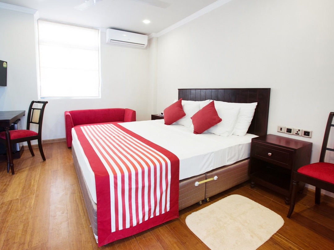 Earl's Red Colombo主图