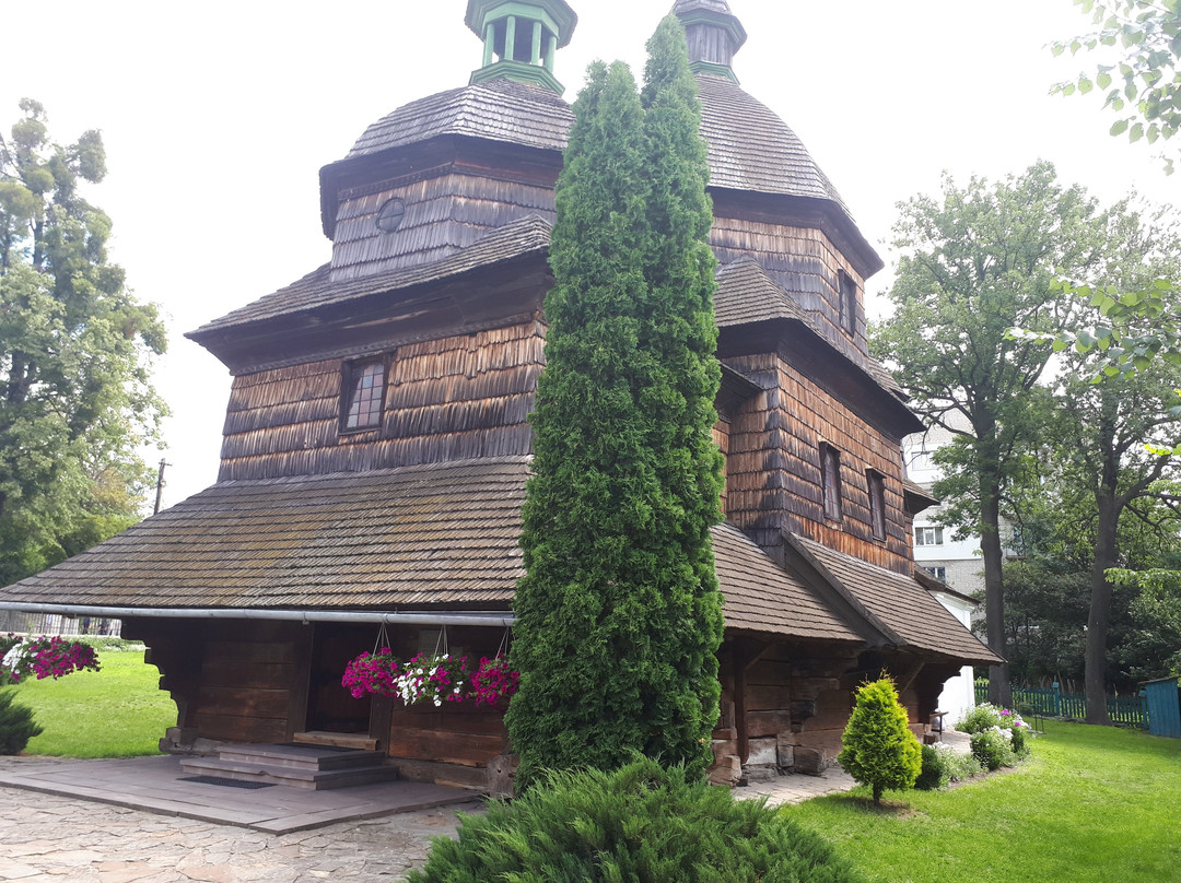 Wooden Church of St. Trinity-Zhovkva必去景点