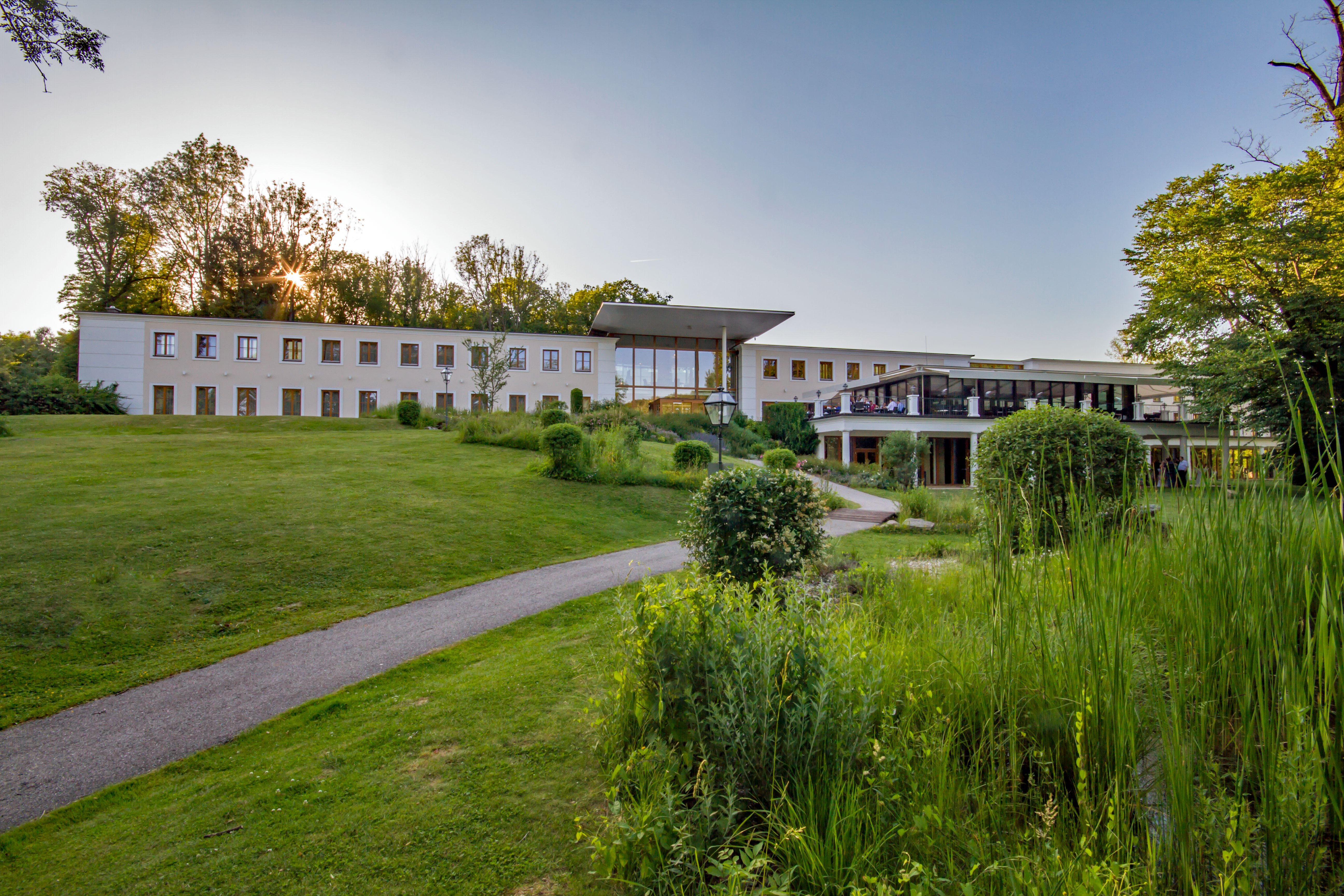 Schlosspark Mauerbach-官方