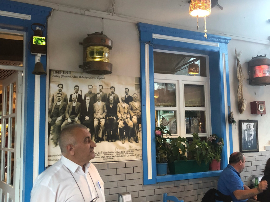 Cunda Island餐馆和美食-Cundalının Balik Evi