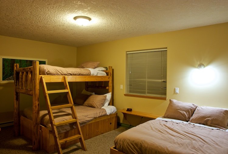 Trailhead Resort-官方