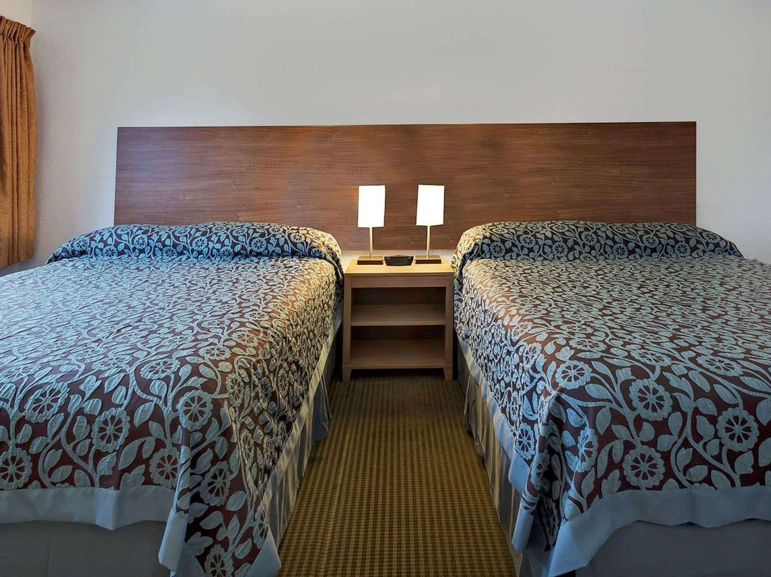 威诺娜戴斯酒店主图