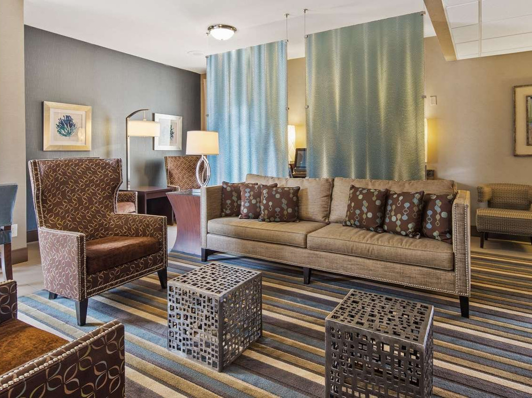 Best Western Plus Tallahassee North Hotel主图