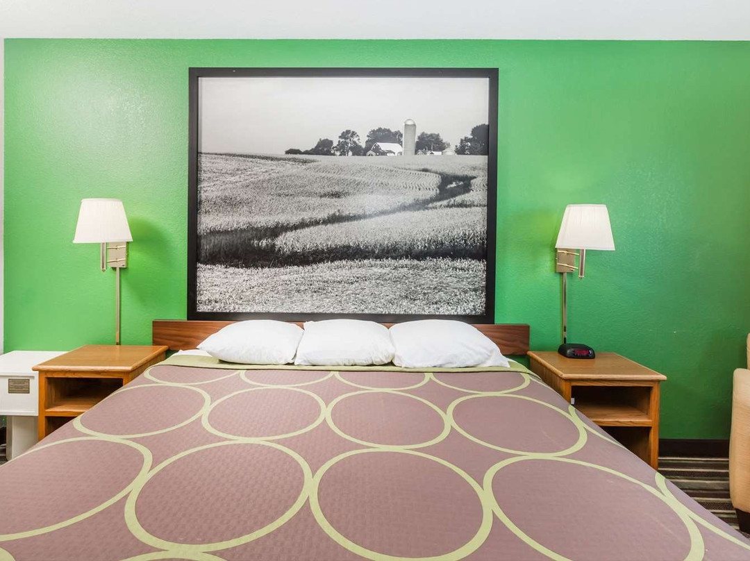 Super 8 by Wyndham Sioux City South主图