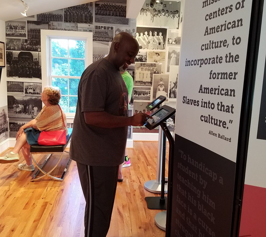Bertha Lee Strickland Cultural Museum景点图片