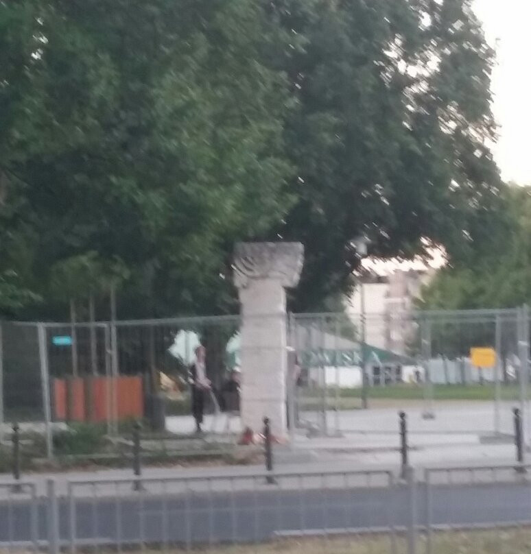 Pomnik Ofiar Niemieckiego Obozu dla Żydów-波兹南必去景点