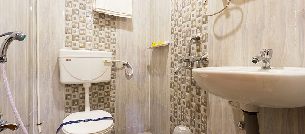 FabHotel Thejas Paaradise Airport主图