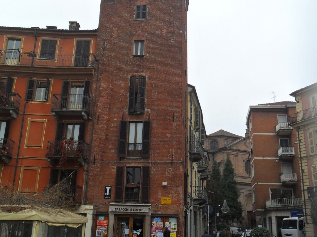 Torre e Palazzo dei Guttuari-阿斯蒂必去景点