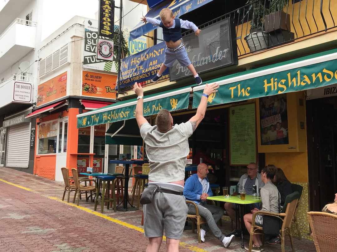 The Highlander Scottish Bar Ibiza-圣安东尼德波特曼尼必去景点