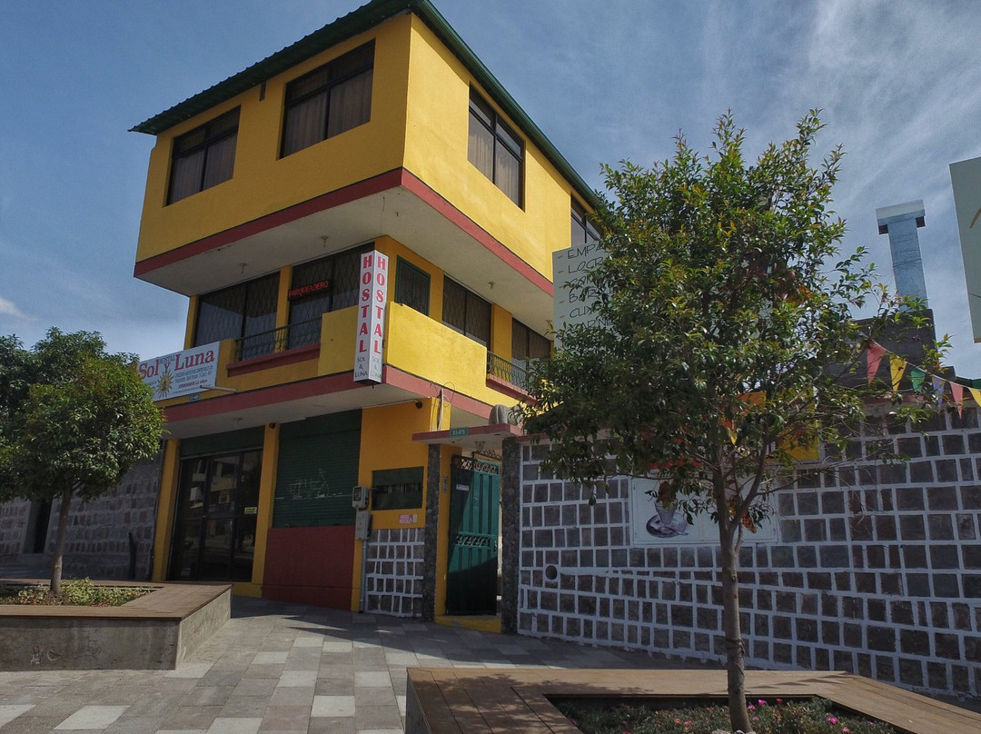 Hotel Sol y Luna主图