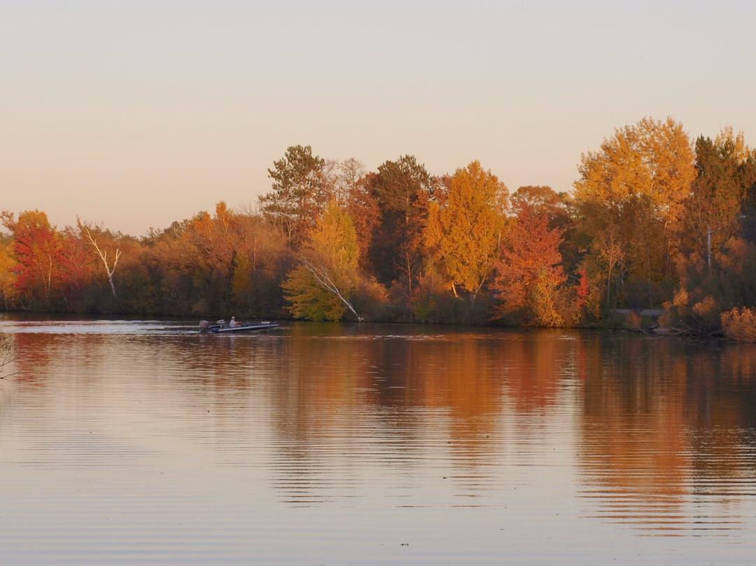 河滨汽车旅馆主图