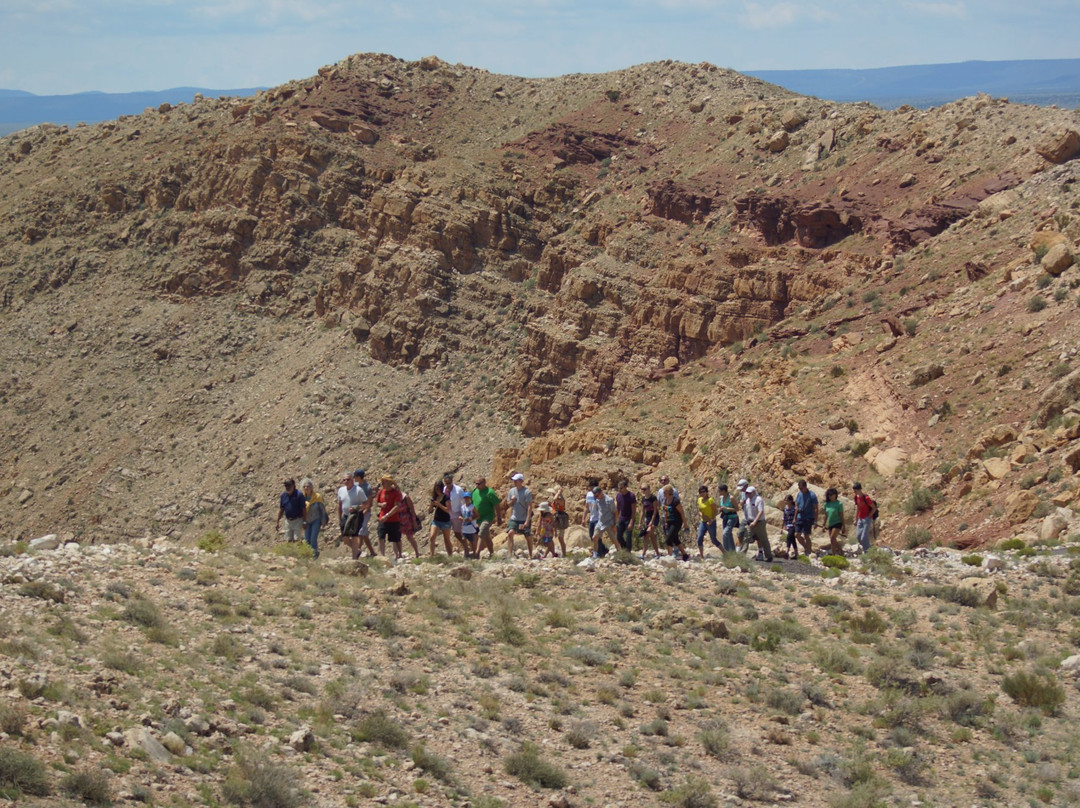 巴林杰陨石坑-温斯洛必去景点