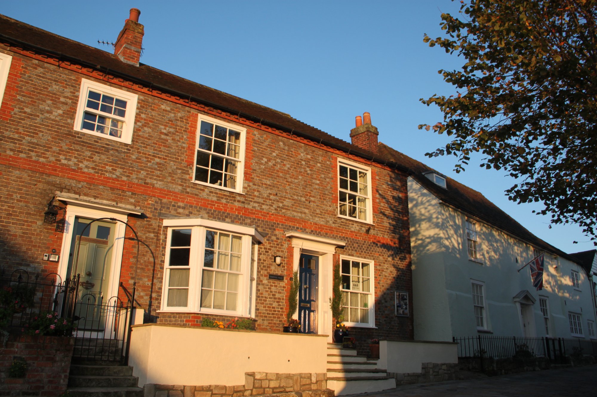 Compass Point B&B-官方