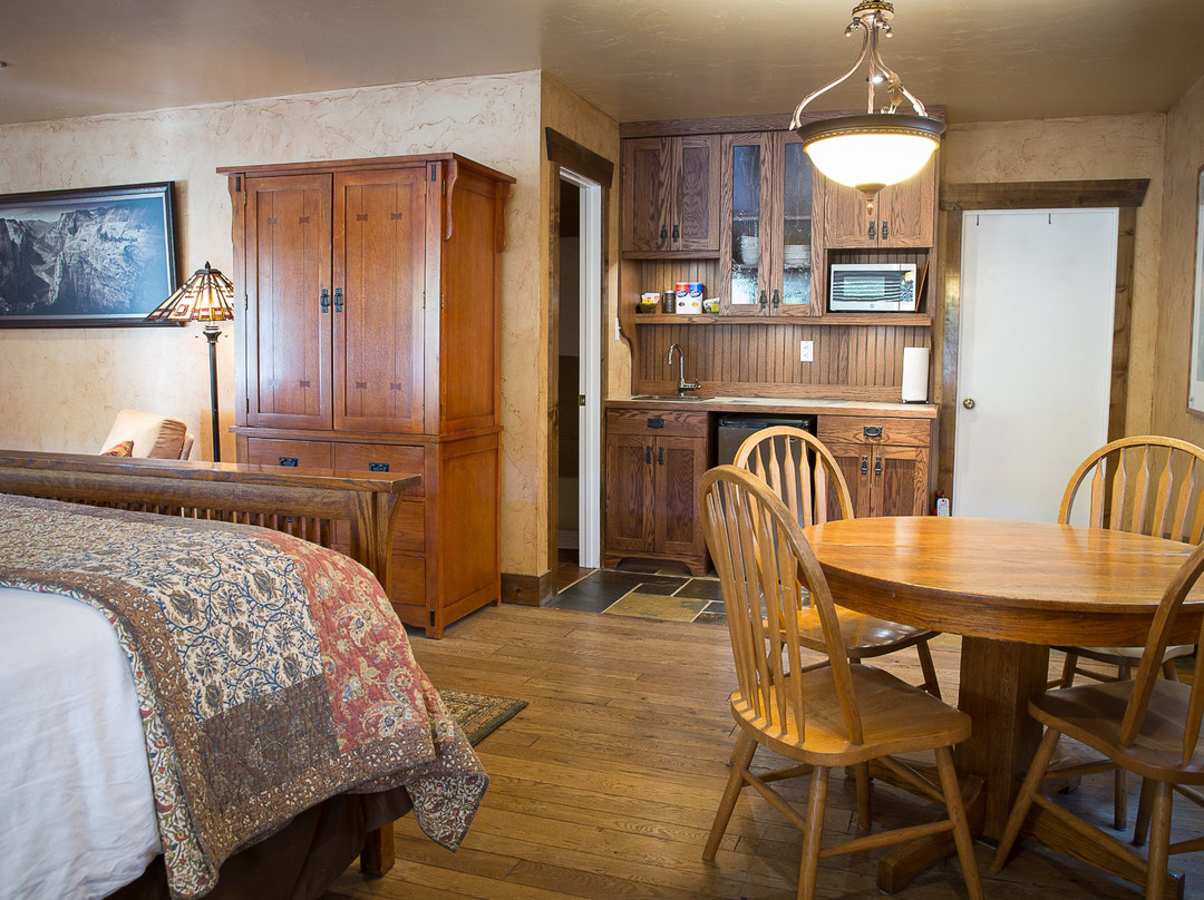 Canyon Vista Lodge - Bed & Breakfast主图