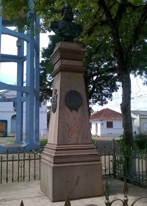 Praça São Francisco景点图片