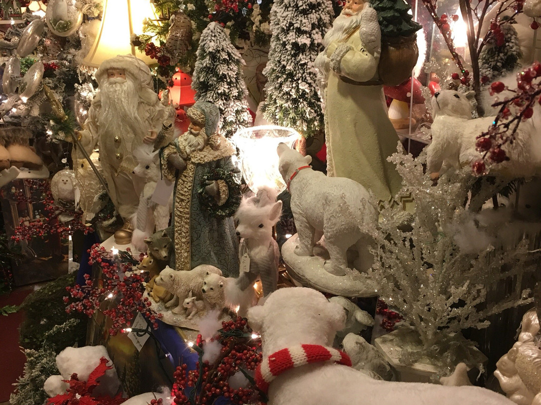 Hand of Man-Owego必去景点