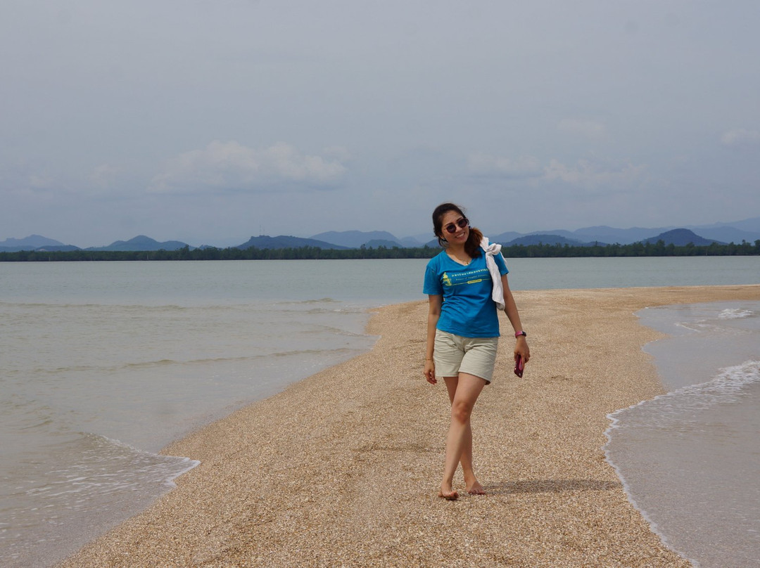 Golden Dragon Beach-沙敦必去景点