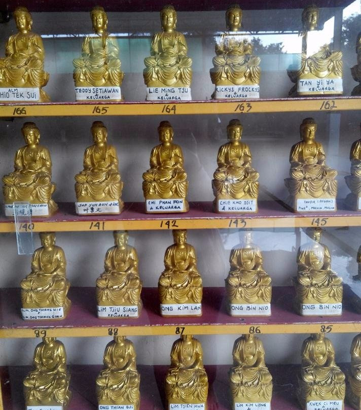 Vihara Buddha Dharma & 8 Pho Sat景点图片