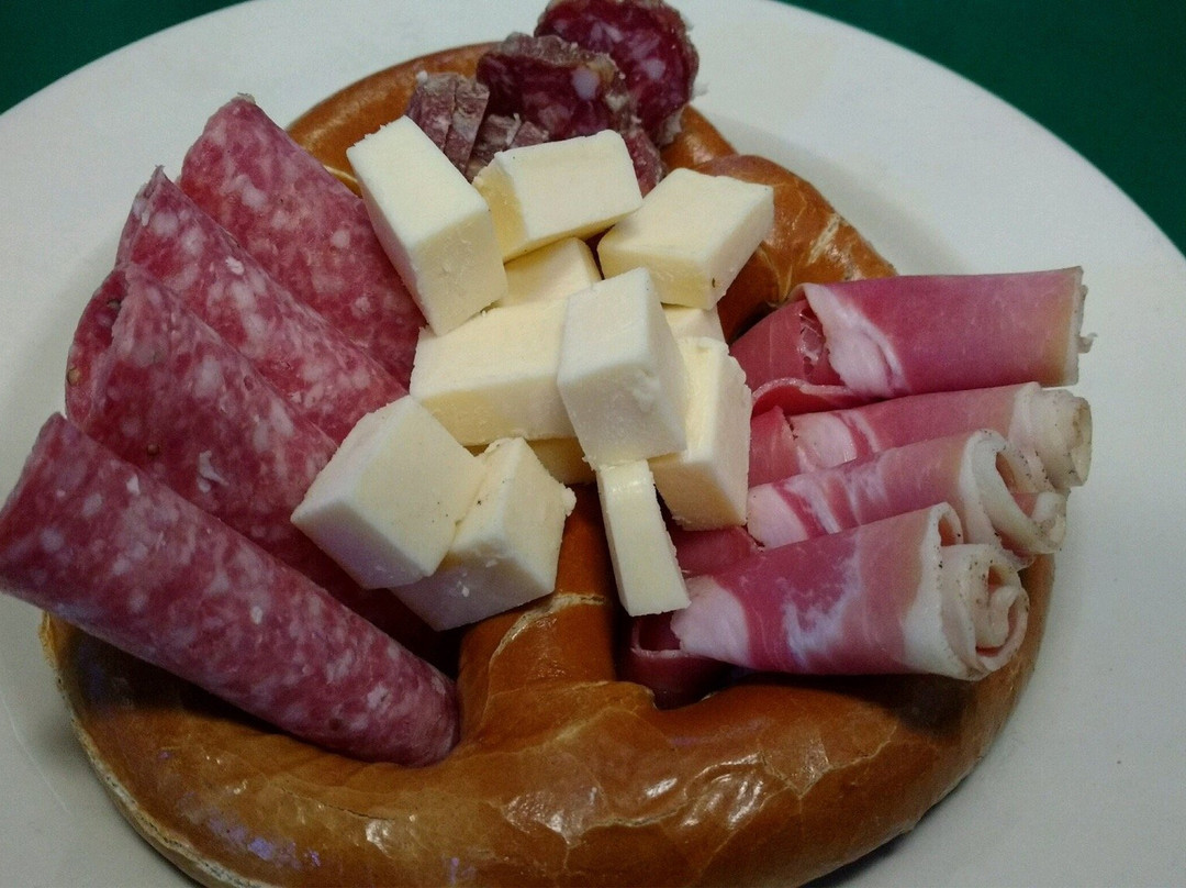 Oakmont餐馆和美食-Oakmont Tavern